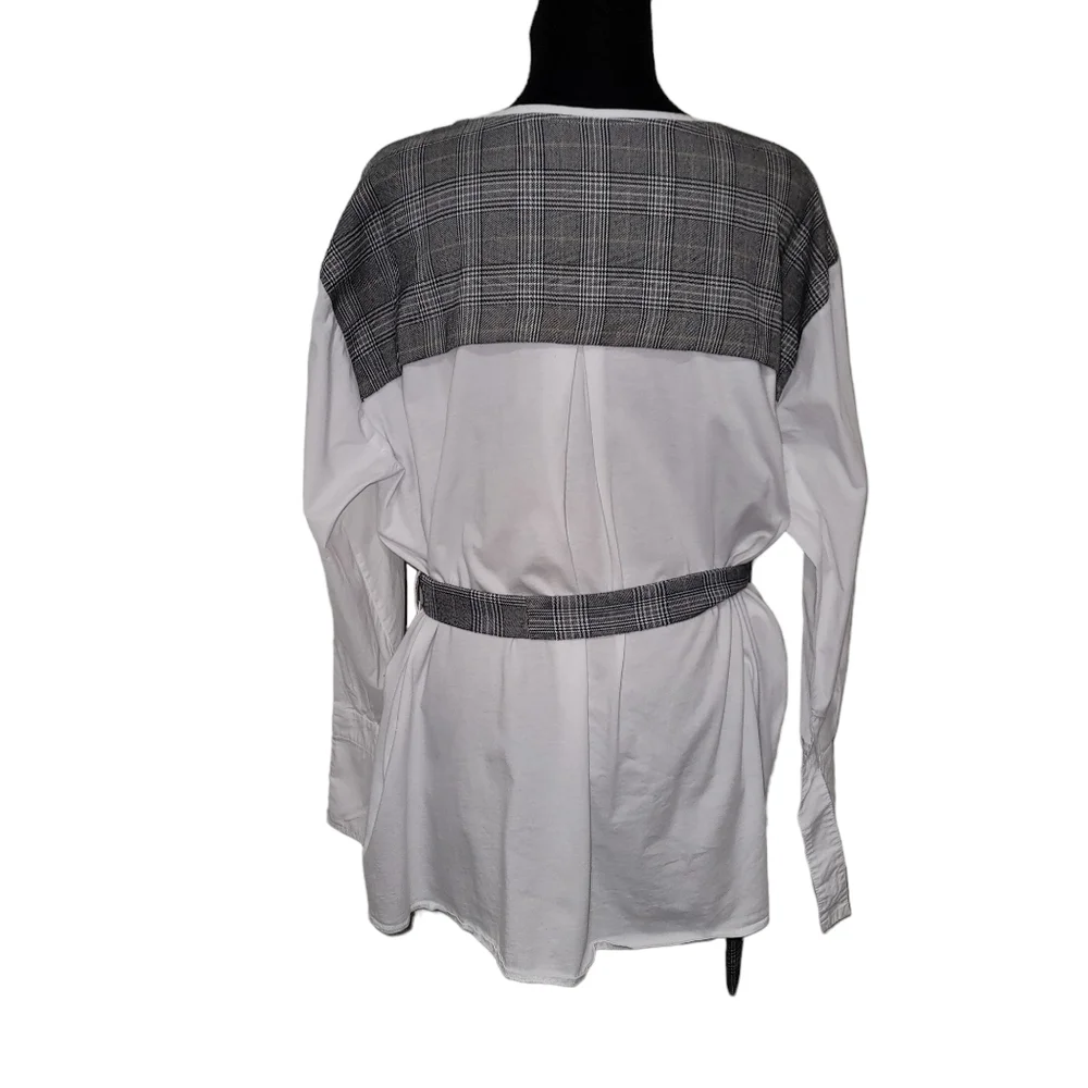 Zara Black and White Asymmetrical Long Sleeve Blouse - Picture 2 of 8